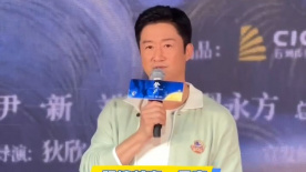 嫩模被蹂躏到高潮呻吟